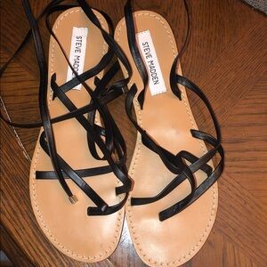 STEVE MADDEN Keyes Black Strappy Leather Sandals Size 9 nwot
